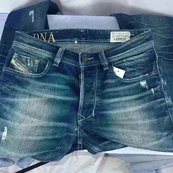 🔥 Diesel Jeans 🔥 - Picture 4 of 12